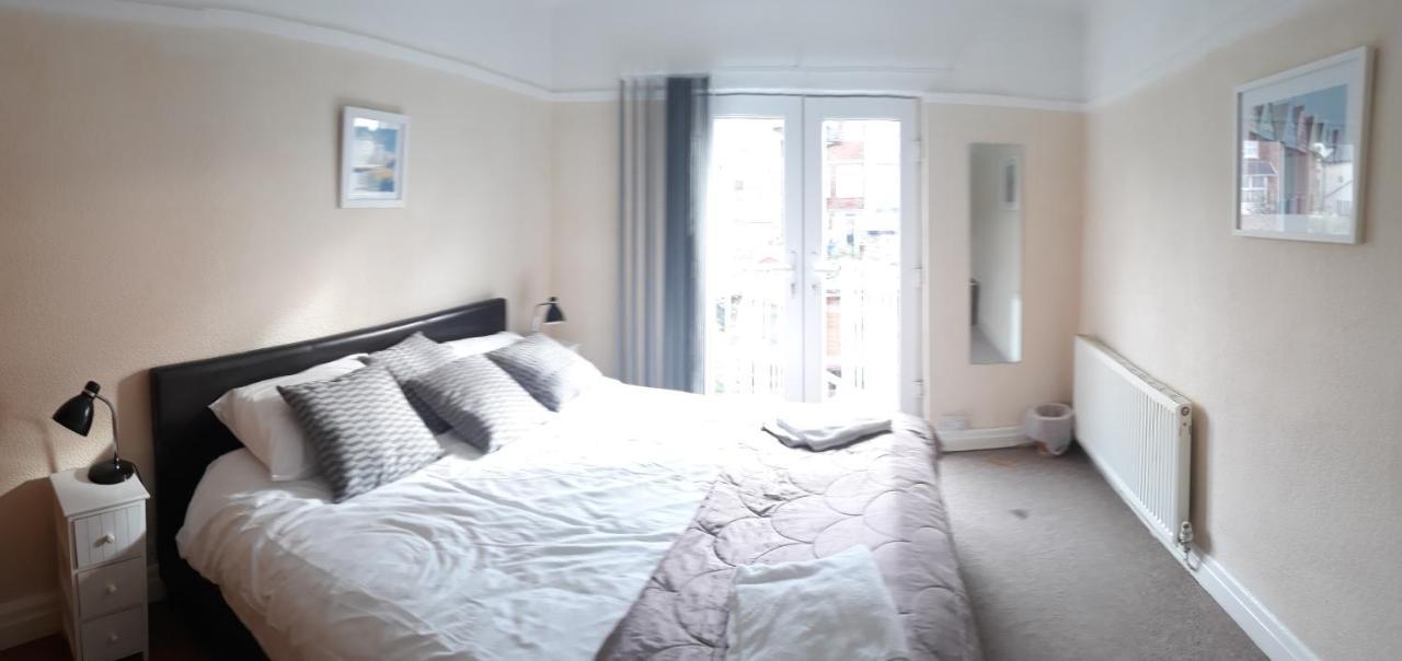 Marine Lake Apartment West Kirby Exterior foto